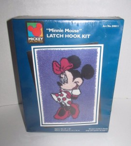 Minnie Mouse Latch Hook Kit